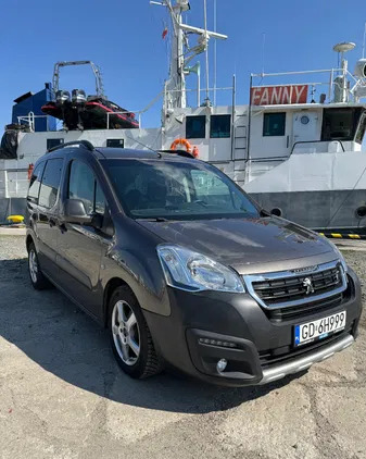 samochody osobowe Peugeot Partner cena 34500 przebieg: 206000, rok produkcji 2016 z Gdańsk